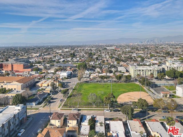 849 W 73rd Street, Los Angeles, CA 90044