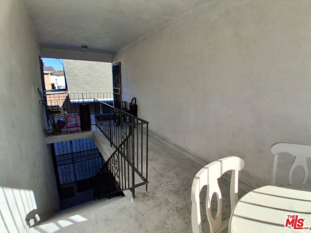 849 W 73rd Street, Los Angeles, CA 90044