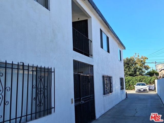 849 W 73rd Street, Los Angeles, CA 90044