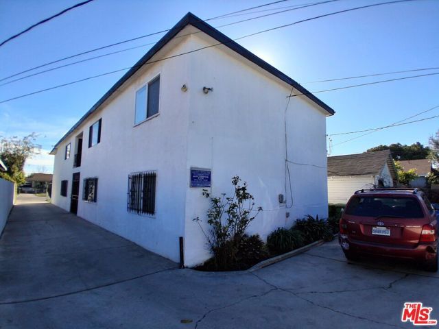 849 W 73rd Street, Los Angeles, CA 90044