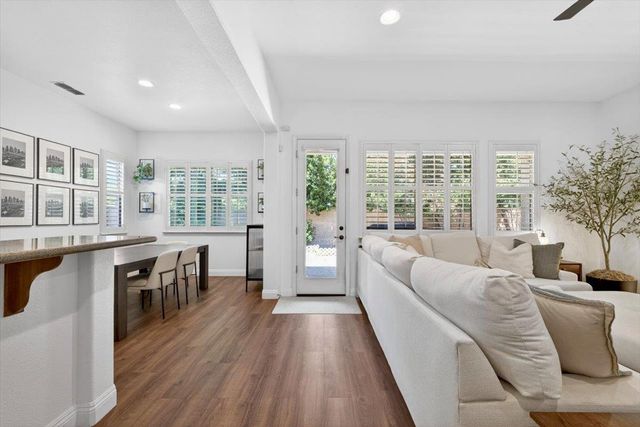 9001 Virginia Fife Way, Elk Grove, CA 95624