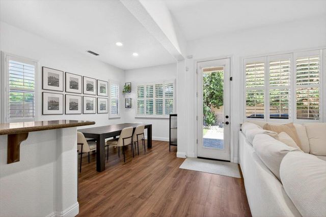 9001 Virginia Fife Way, Elk Grove, CA 95624