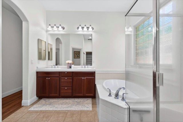 9001 Virginia Fife Way, Elk Grove, CA 95624