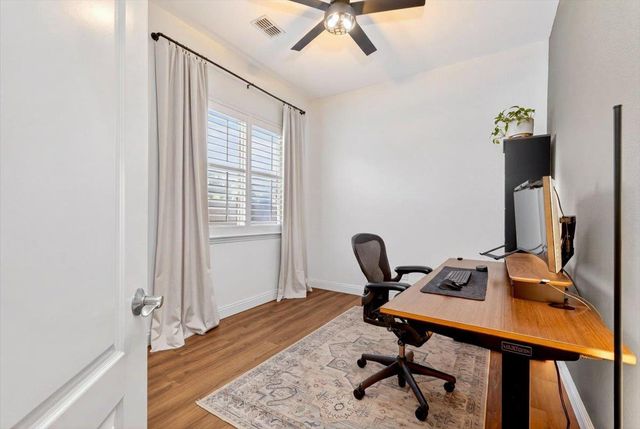 9001 Virginia Fife Way, Elk Grove, CA 95624