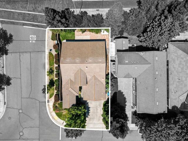9001 Virginia Fife Way, Elk Grove, CA 95624