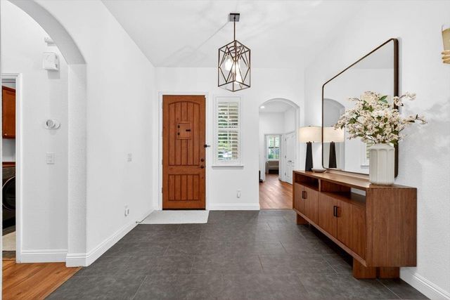 9001 Virginia Fife Way, Elk Grove, CA 95624