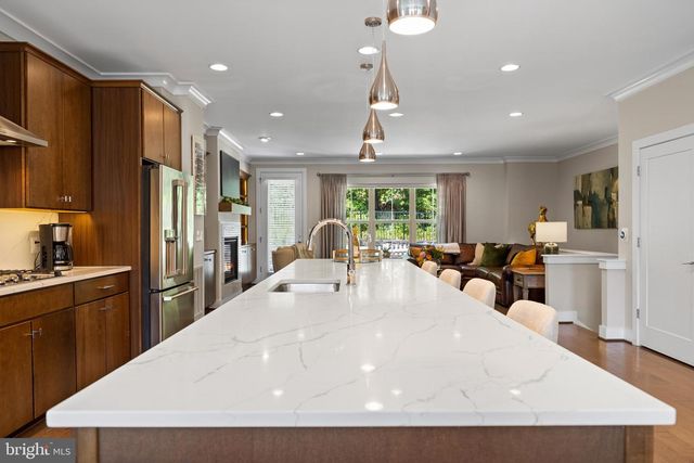 7774 BELVALE DR, Alexandria, VA 22315