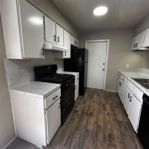 6603 Deatonhill DR B, Austin, TX 78745