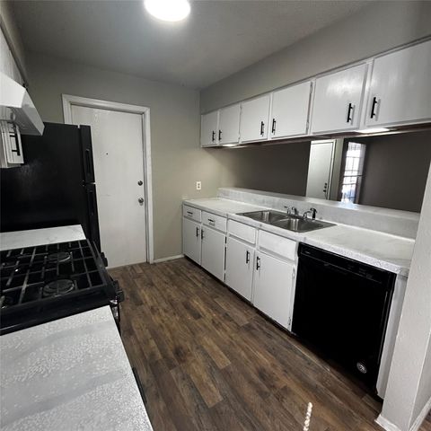 6603 Deatonhill DR B, Austin, TX 78745