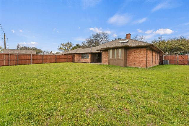 2152 Hondo Drive, Plano, TX 75074