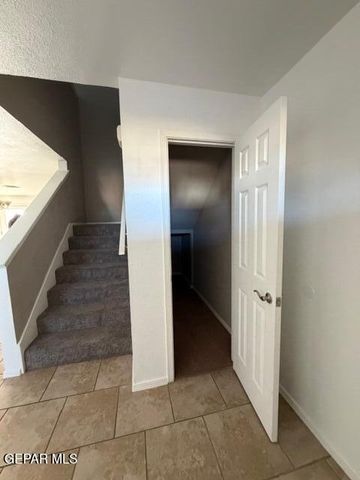 1591 Hartsdale Drive A, El Paso, TX 79928