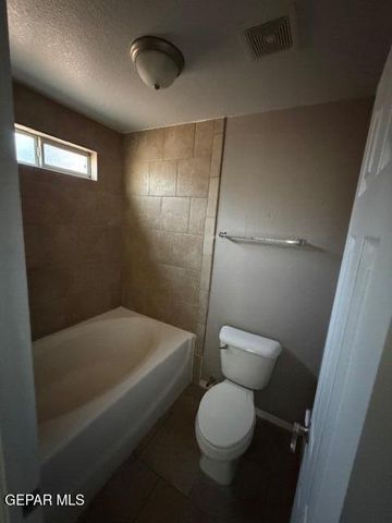 1591 Hartsdale Drive A, El Paso, TX 79928