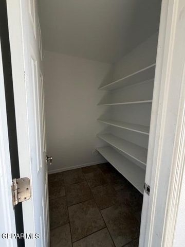 1591 Hartsdale Drive A, El Paso, TX 79928