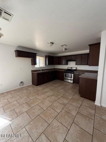 1591 Hartsdale Drive A, El Paso, TX 79928