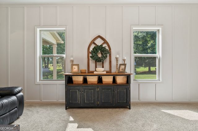 1612 Dennis Smith Road, Pine Mountain, GA 31822