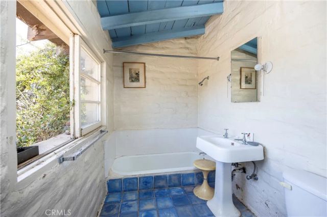 955 Park, San Jacinto, CA 92583
