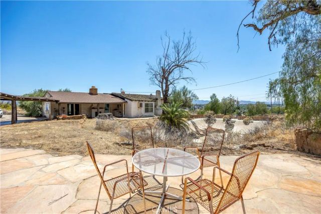 955 Park, San Jacinto, CA 92583