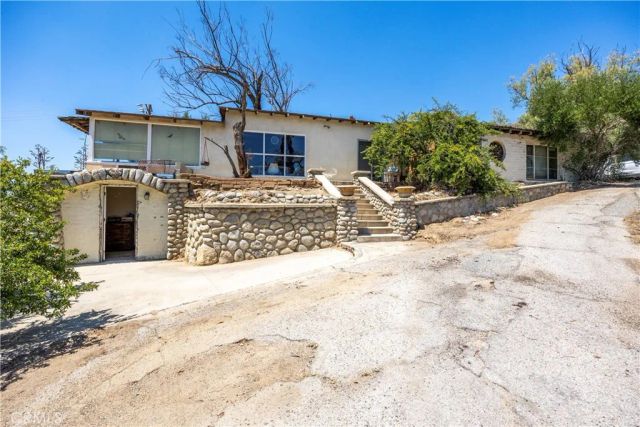 955 Park, San Jacinto, CA 92583