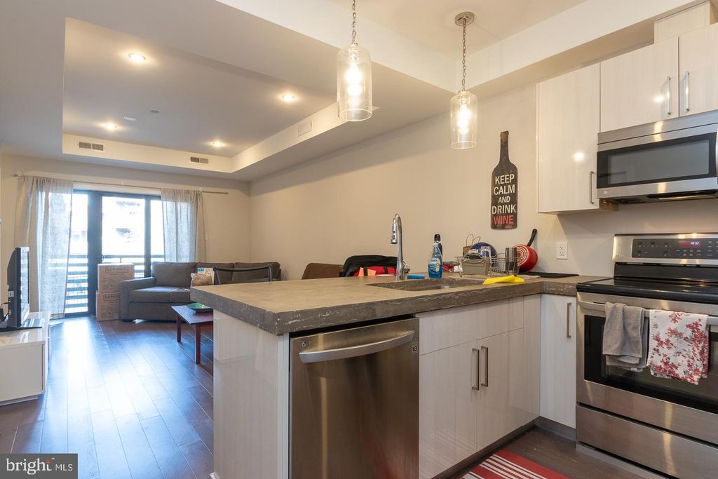 938 NEW MARKET STREET #404, Philadelphia, PA 19123