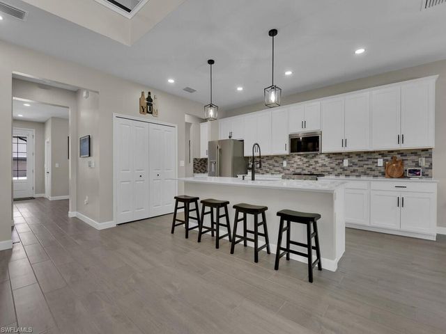 10578 Timber Creek DR, Fort Myers, FL 33913