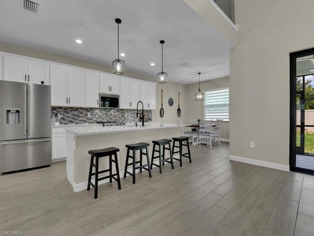 10578 Timber Creek DR, Fort Myers, FL 33913