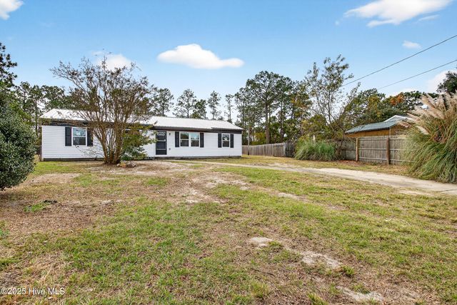 149 Ash Court, Hubert, NC 28539