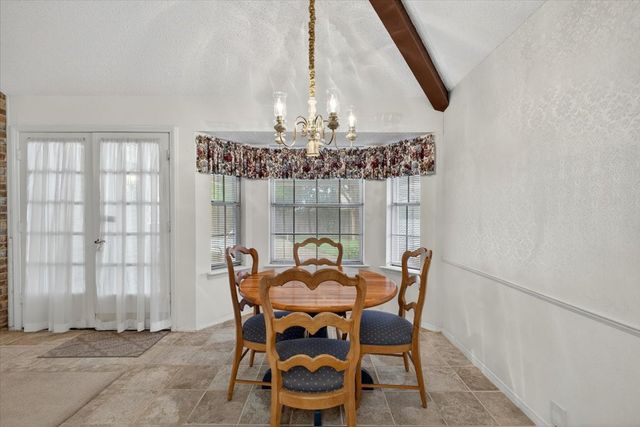3621 Kelvin Avenue, Fort Worth, TX 76133
