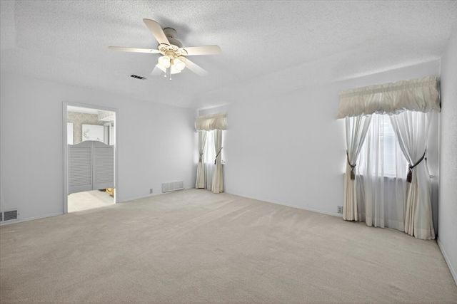 3621 Kelvin Avenue, Fort Worth, TX 76133