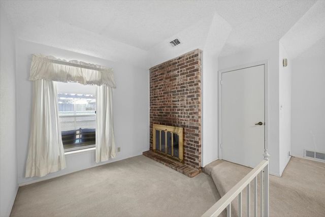 3621 Kelvin Avenue, Fort Worth, TX 76133