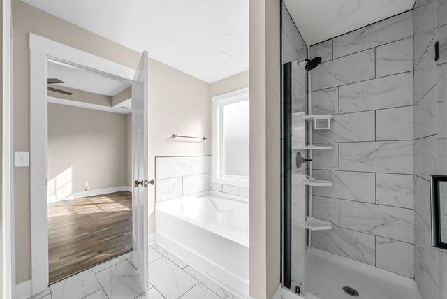 3035 Core Dr, Clarksville, TN 37040