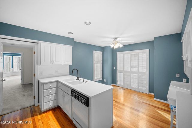 36 Wolf Ridge Drive, Holland, OH 43528