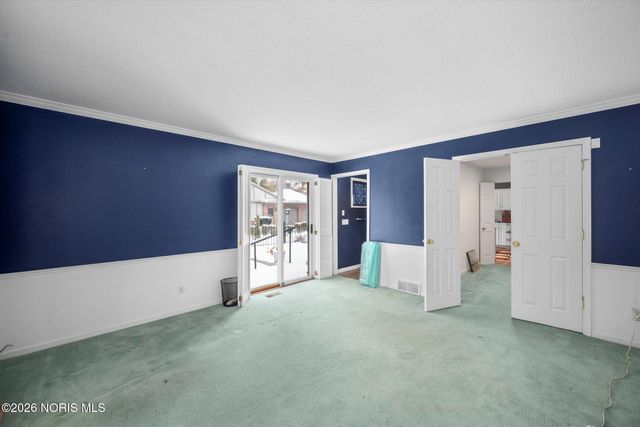 36 Wolf Ridge Drive, Holland, OH 43528