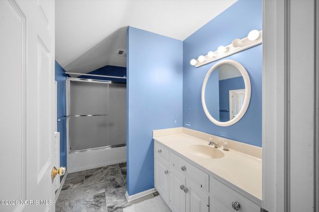 36 Wolf Ridge Drive, Holland, OH 43528