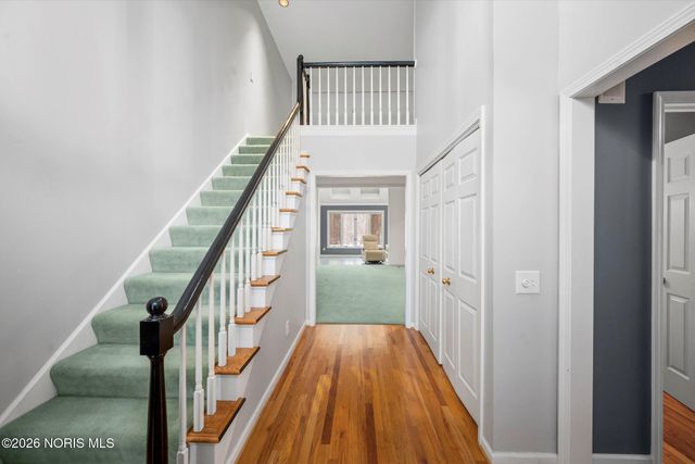 36 Wolf Ridge Drive, Holland, OH 43528