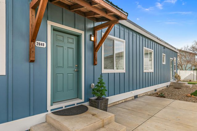 2649 Redwood Avenue, Grants Pass, OR 97527