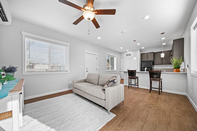 2649 Redwood Avenue, Grants Pass, OR 97527