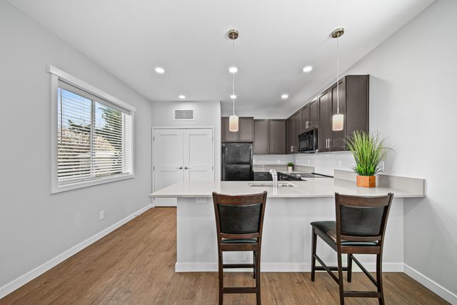 2649 Redwood Avenue, Grants Pass, OR 97527