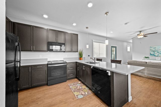 2649 Redwood Avenue, Grants Pass, OR 97527