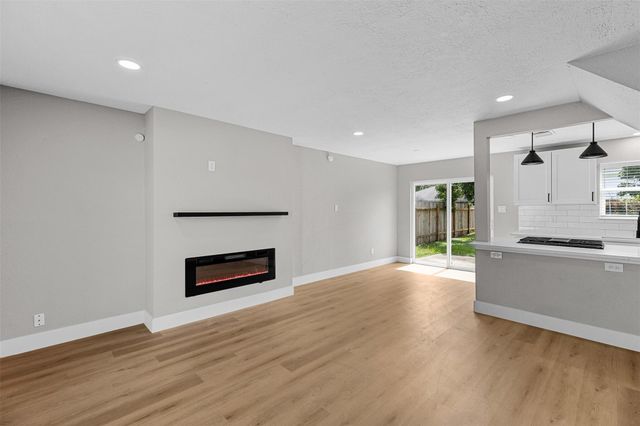 12223 Kingslake Forest Drive, Houston, TX 77044