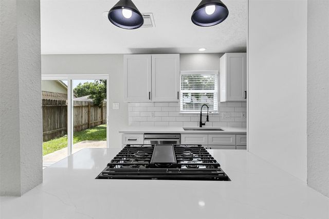 12223 Kingslake Forest Drive, Houston, TX 77044