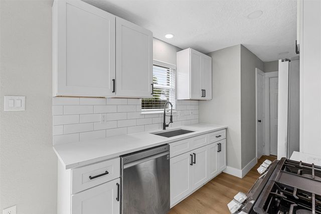 12223 Kingslake Forest Drive, Houston, TX 77044