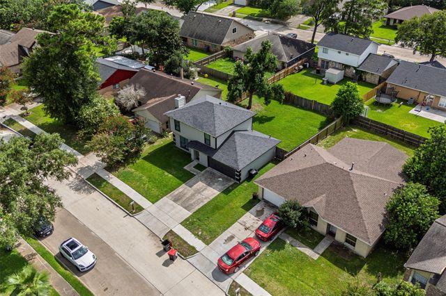 12223 Kingslake Forest Drive, Houston, TX 77044