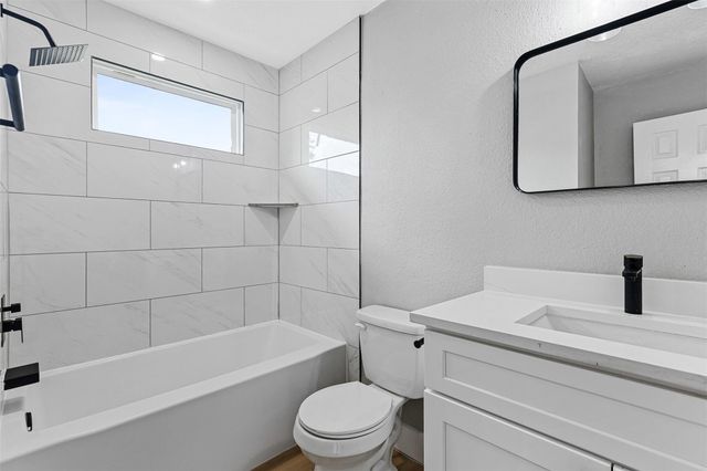 12223 Kingslake Forest Drive, Houston, TX 77044