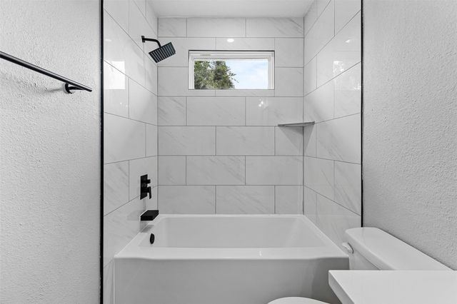 12223 Kingslake Forest Drive, Houston, TX 77044