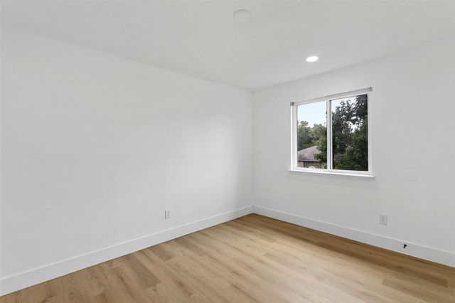 12223 Kingslake Forest Drive, Houston, TX 77044