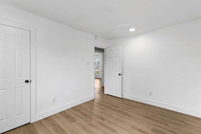 12223 Kingslake Forest Drive, Houston, TX 77044