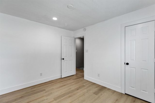 12223 Kingslake Forest Drive, Houston, TX 77044