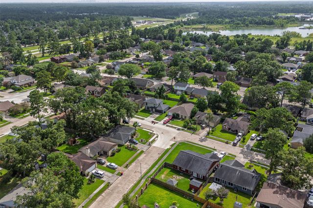 12223 Kingslake Forest Drive, Houston, TX 77044