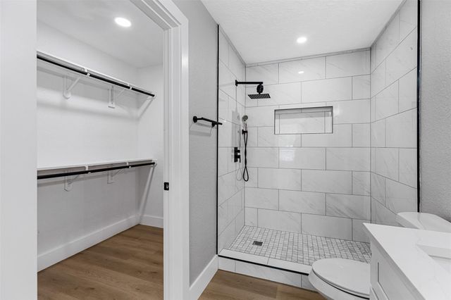 12223 Kingslake Forest Drive, Houston, TX 77044