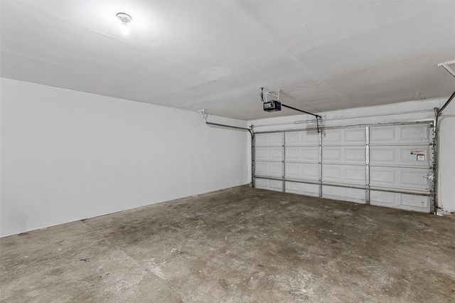 12223 Kingslake Forest Drive, Houston, TX 77044